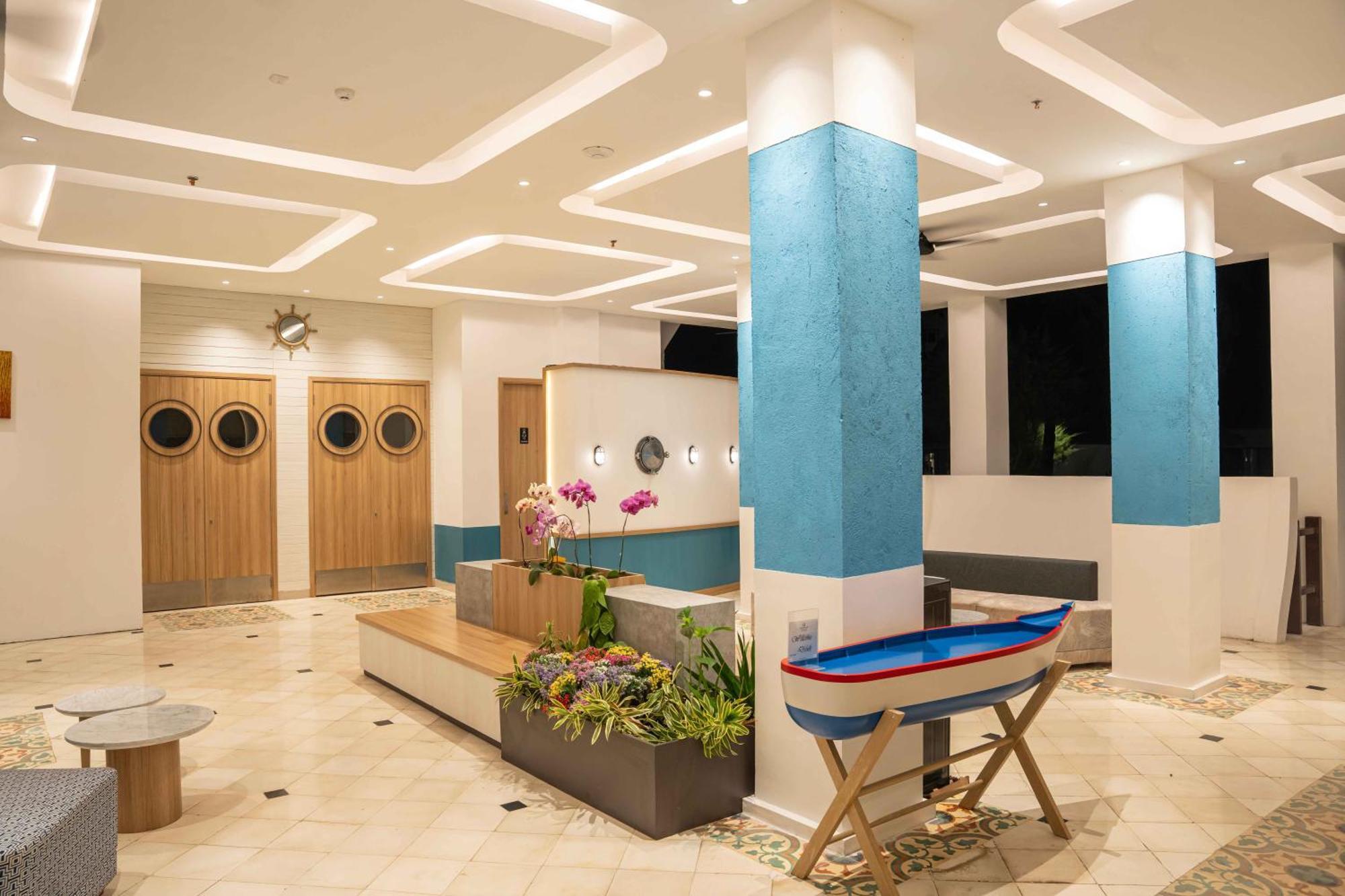 Resort Jambuluwuk Oceano