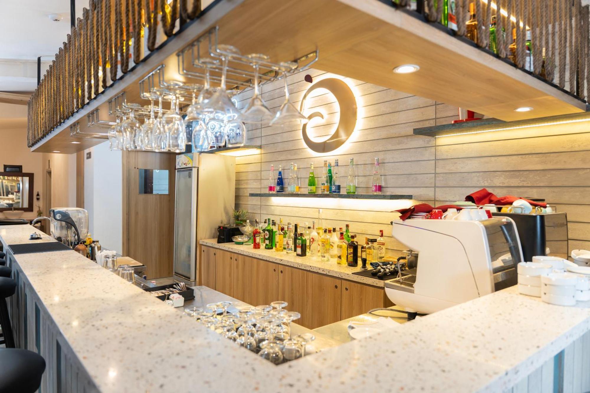 Jambuluwuk Oceano Resort 5*